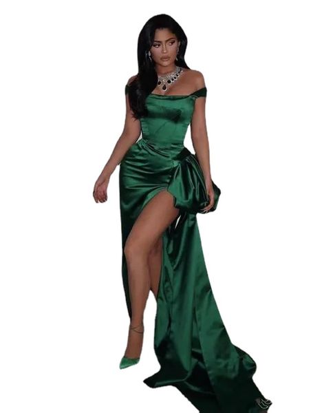 Simples Verde Esmeralda Sereia Vestidos de Baile Sexy Side Silt Fora do Ombro Peplum Vestido de Cetim Concurso de Festa Vestidos de Festa Vestidos de Noite Para Mulheres Negras Meninas