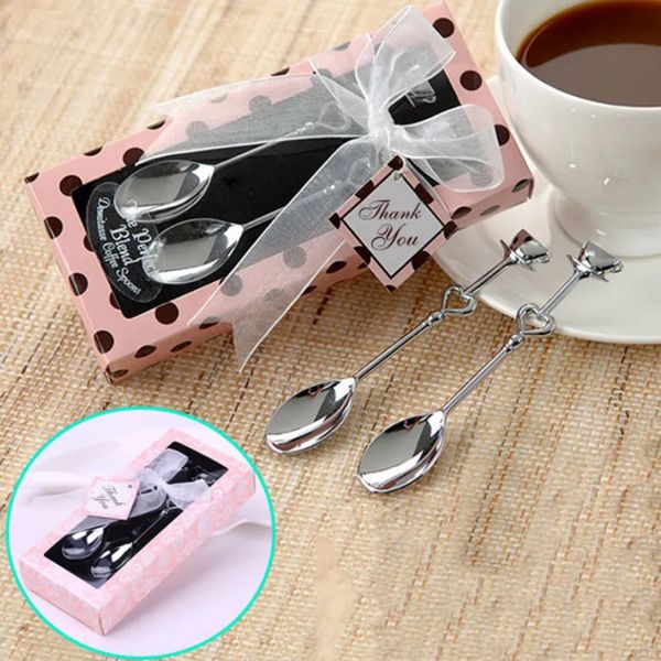 Cucchiaio cuore in acciaio inox Scatole regalo Tè Caffè Bere cucchiaino Souvenir nuziale Regalo San Valentino 2 pezzi / set Cucchiai in metallo Set i0616