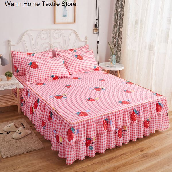 Set di biancheria da letto 1pc Carino Gonna letto alla fragola Levigatura Twill Copriletto morbido per ragazza Doppio strato Primavera Estate Senza federa 230615