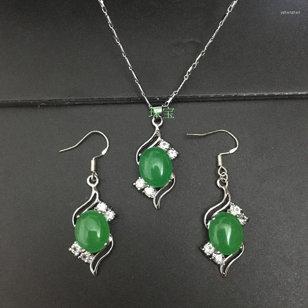 Baumelnde Ohrringe, natürlicher grüner Chalcedon, handgeschnitzter Tropfen, modischer Boutique-Schmuck, Damen und Halsketten, zweiteiliges Set