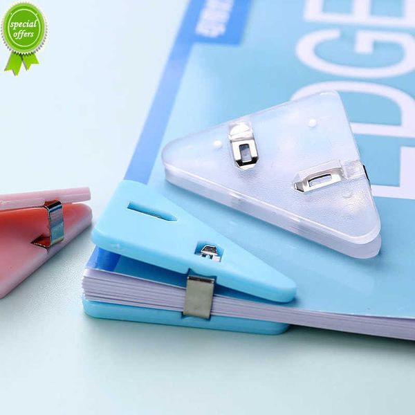 Новая 5pc Pet Book Book Paper Corner Clips Clips Треугольные угловые папка папка на столу стойки хранения