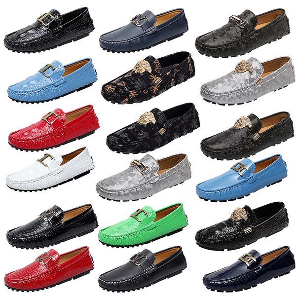 Sapatos sociais de marca de luxo Mocassins de couro macio Salto baixo cabeça redonda Classificação de cavalo Fivela decorativos costurados à mão cinza sapatos de couro preto tamanho 35-48