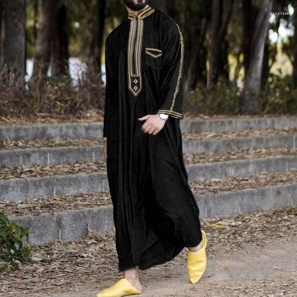 Abbigliamento etnico Arabia Arabo Dubai Abaya Ricamo Maschile Abito Musulmano Marocchino Jelaba 2023 Islam Qamis Uomo Abito Caftano Uomo
