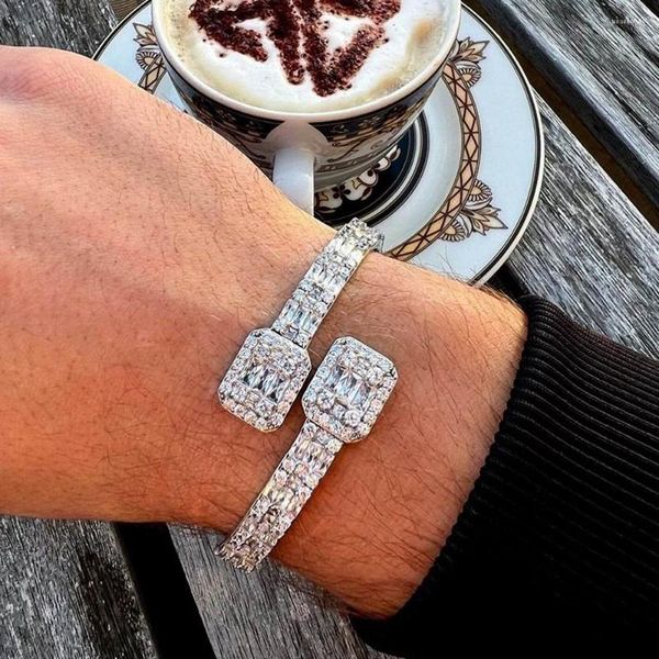 Bangle Iced Out Rectangle Open Cuff Micro pavimentato Bling Square Cubic Zirconia Bracciale Rapper di lusso gioielli punk per le donne