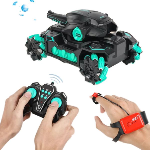 Outros Brinquedos 24G Bomba de Água RC Tanque CARRO Luz Música Tiros Para Meninos Veículos de Rasto Controle Remoto Tanques de Guerra tanques de radiocontrol 230616