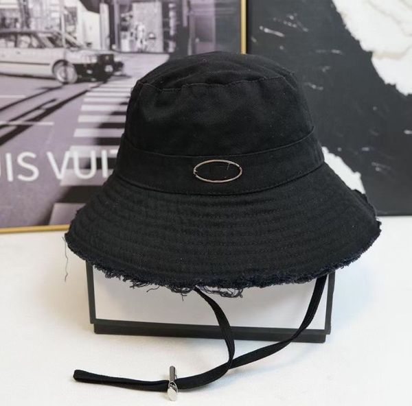 Versão coreana superior do cordão de moda com fivela de metal chapéu de pescador maré casual chapéu de bacia Europa e Estados Unidos chapéus de pesca ao ar livre