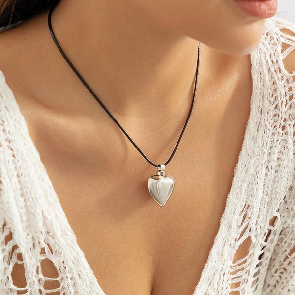 Подвесные ожерелья Классический геометрический воротник Простые зеркало Трехмерное ожерелье сердца для женщин модные ювелирные изделия N019