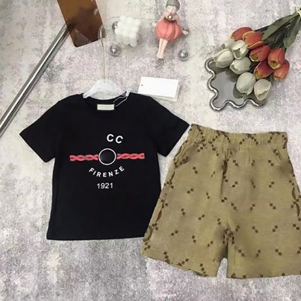 Estoque 2-11 anos Conjuntos de roupas infantis de design T-Shirt Conjunto de calças Impressão de marca Crianças 2 peças Roupas de algodão puro bebê Meninos menina Fashio