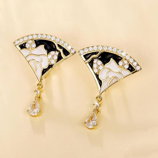 Pendientes colgantes Huitan 2023 Trend Flower para mujer, esmalte negro/blanco en forma de abanico, Color dorado, joyería femenina estética