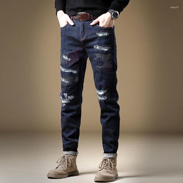 Jeans masculinos rasgados masculinos desgastados hip hop streetwear azul escuro elástico fino reto primavera e outono desfiado motociclista meninos