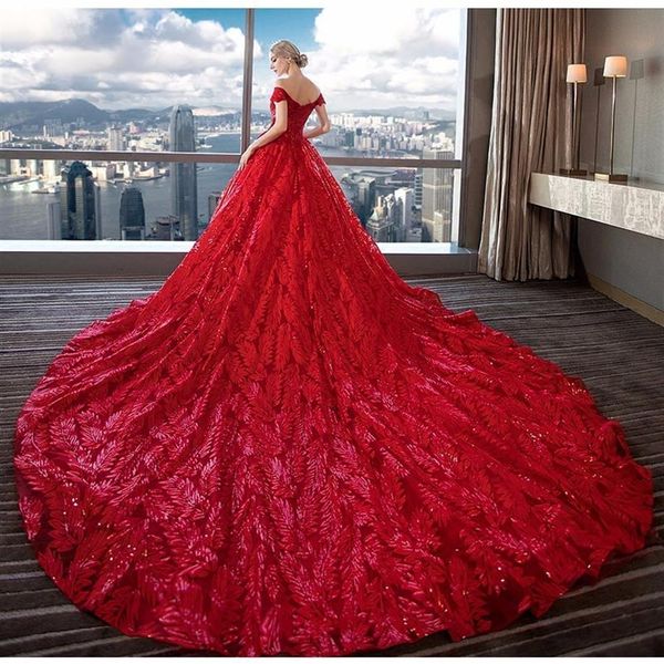 Funkelndes rotes Hochzeitskleid 2022, schulterfrei, mit Ärmeln, Pailletten-Spitzenmieder, Kathedralenschleppe, luxuriöse Brautkleider, Brautkleider, 323 l
