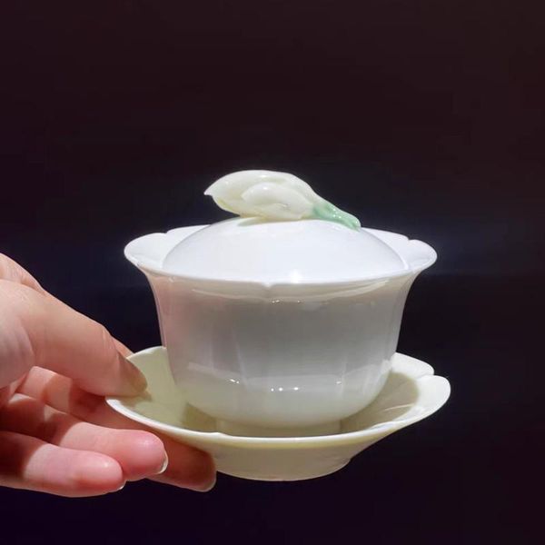 Set da tè Magnolia Gaiwan in ceramica con coperchio Tazza da tè Set da tè cinese Kung Fu Set da tè in porcellana bianca fatto a mano Tazza da tè con fiori Gaiwan bianco