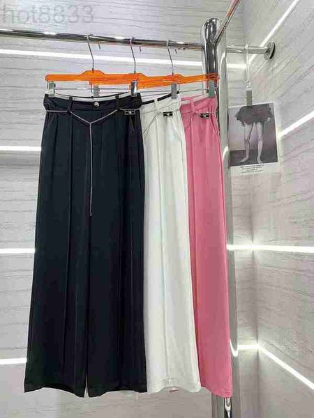 Pantaloni da donna Capris Designer Summer New Fashion Cintura a catena in metallo Decorazione Gamba larga sottile allentata Casual per donna 1MSS