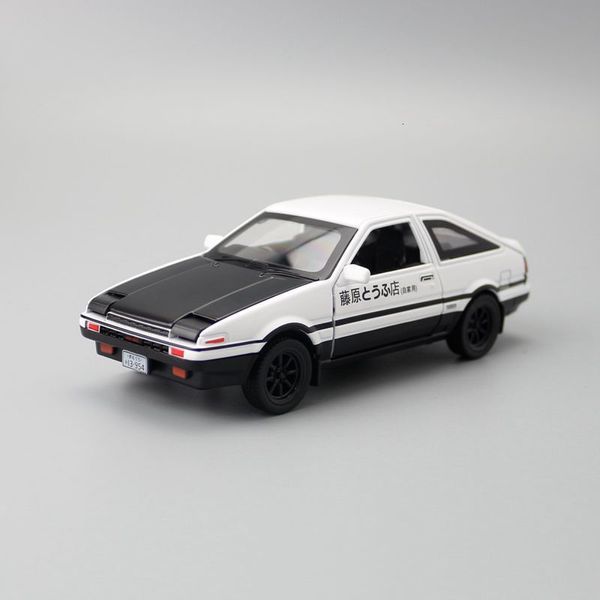 Diecast Model Car 1 32 Шкала начальный D AE86 Toy Car Diecast Model Pull Back Sound Light Doors Openable Образовательная коллекция подарок Kid 230617