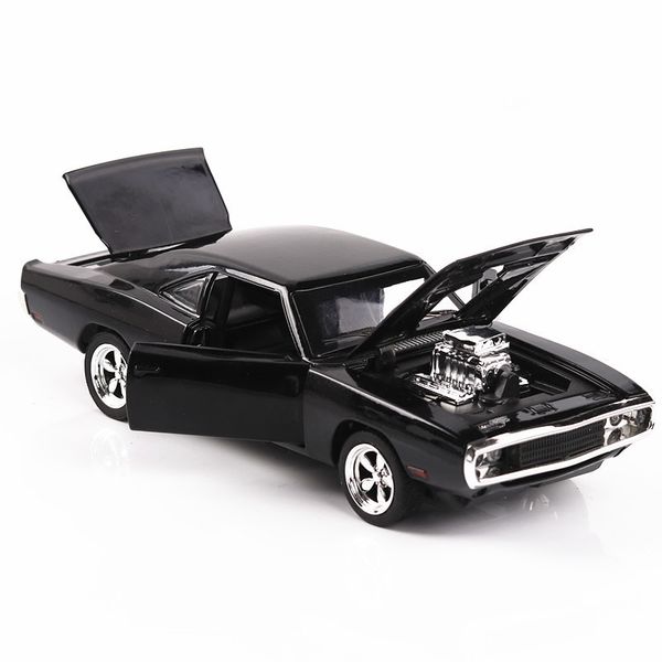 Diecast Model Car 132 Diecasts Toy Vehicles Classic Challenger the fast Car Model With Sound Light Car Toys and the Furious For Boy Children Gift 230617