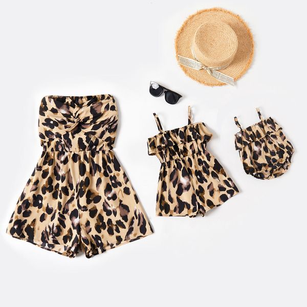 Roupas combinando para família Roupas para pais e filhos Roupas mãe e filha Macacão suspensório com estampa de leopardo Macacão infantil bebê menina 230619