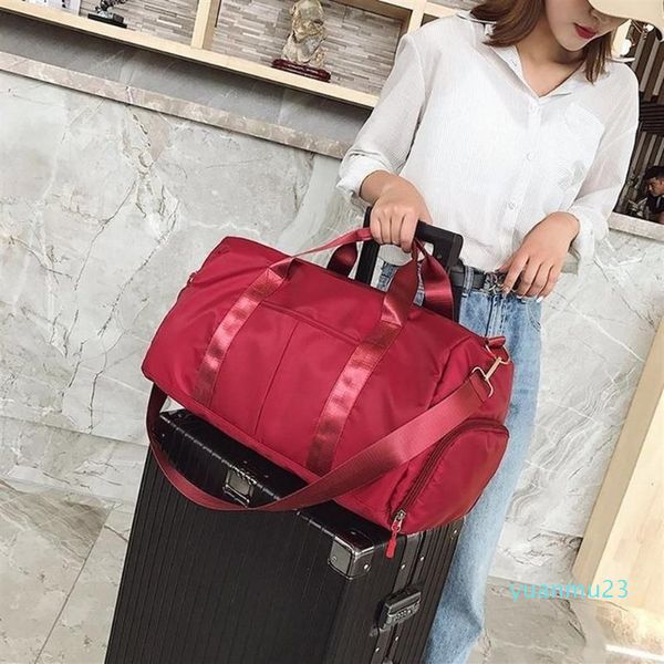 Bolsas para atividades ao ar livre 2023 bolsa de viagem à prova d'água de náilon feminina para treinamento fitness bolsa de grande capacidade dobrável para armazenamento de calçados esportivos