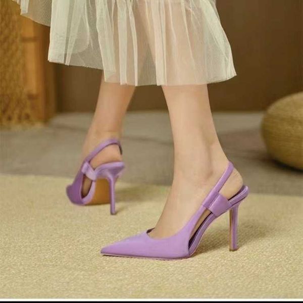 Sandálias femininas de verão salto alto roxo pontiagudo feminino fino temperamento Muller sapatos individuais novos franceses elegantes Baotou 230615