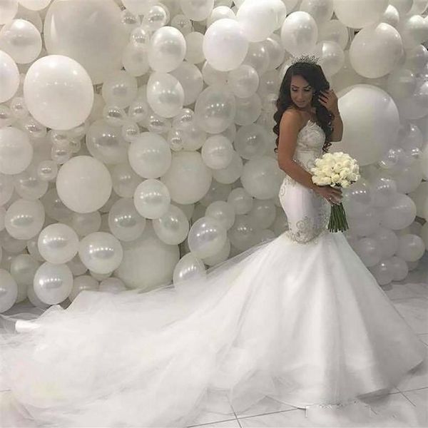 Wunderschöne herzförmige, trägerlose Meerjungfrau-Brautkleider, Arabisch, Dubai, taillierte Spitze, Applikationen, Brautkleider, Kirche, Hofschleppe, Hochzeit Go204I