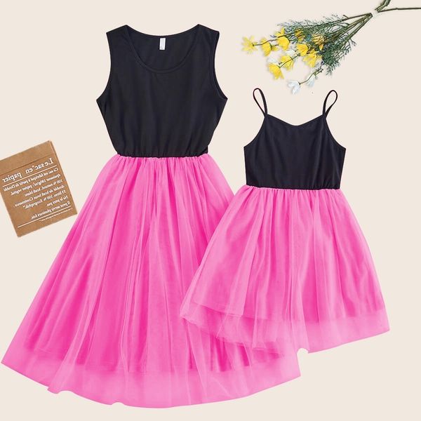 Família combinando roupas sem manga mãe filha vestidos combinando conjunto de família malha mãe bebê mamãe e eu roupas moda feminina meninas vestidos roupas 230617