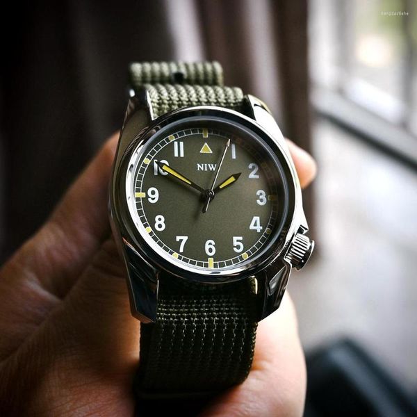 Armbanduhren Militäruhr Herren Vintage 36mm NIW Uhren VH31 Sweep Second Quarz Sport C3 Leuchtende Uhren Retro-Stil