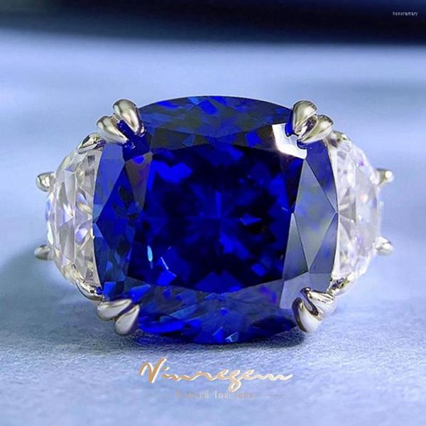 Cluster Rings Vinregem 18K White Gold 13MM Lab Sapphire High Carbon Diamond Gemstone Ring per le donne Gioielli di fidanzamento in argento sterling 925