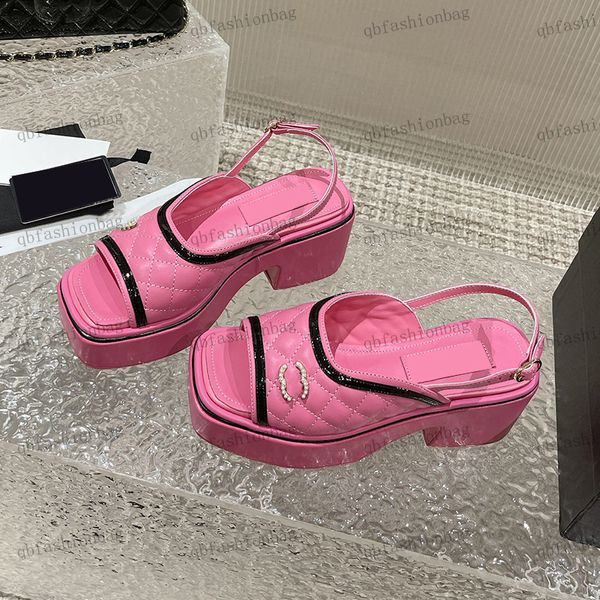 Tasarımcı Kadın Sandalet Deri Elmas İnci C-But Platform Terlik Topukları 7.5 cm Elbise Ayakkabı Ayarlanabilir Ayak Bileği Toka Plajı Ayakkabı Günlük Ayakkabı Mue Kama 34-41
