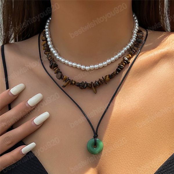 Collana con pendente con fibbia della pace in stile cinese vintage per regali di gioielli a catena in pietra frantumata irregolare con perle d'imitazione da donna