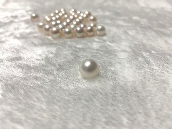Свободные бриллианты натуральные морские жемчужины для одной 1011 -мм жемчужных женщин настоящие белые изысканные изделия для девочек.