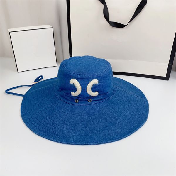 5 colori Designer Bucket Hat Casquette Womens Mens Fashion Big Denim Bucket Cappelli Designers Caps Cappelli Berretto da baseball Sunhat Summer Beach Hat