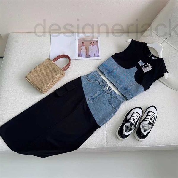 Abito a due pezzi Designer Summer New Spicy Girls Style Spliced Denim Short Top Vita avvolta Hip Mezza gonna Set per le donne L0U5