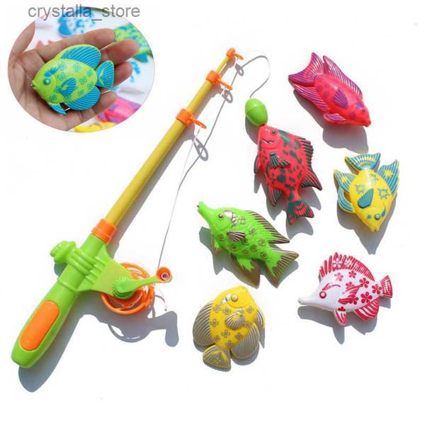 Bambini 7pcs / Set Pesca magnetica Genitore-figlio Giocattoli interattivi Gioco Bambini 1 Canna 6 3D Pesce Giocattoli da bagno per bambini Giocattolo all'aperto L230518