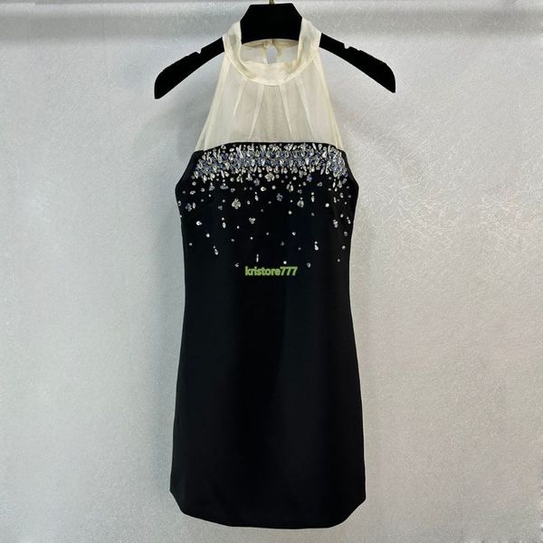 23 Summer Women Designer Dress T-shirt Abiti con perline di cristallo Ragazze Milan Runway Jersey Canotta A-line Mini abito senza maniche Camicie a rete di design di fascia alta