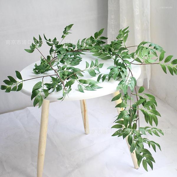 Fiori decorativi 1.7M Salice artificiale Foglia di vite Pianta verde Rattan Falso Bougainvillea Decorazione della casa Appeso Sfondo Decorazioni per pareti Piante