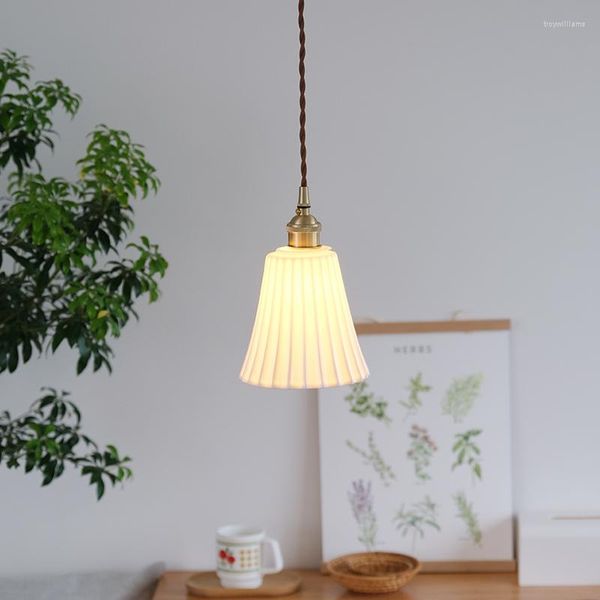 Lampade a sospensione Loft Vintage Lights Bianco per soffitto Cucina Sala da pranzo LED Hanging Paralume in ceramica Nordic Home Decor Fixture