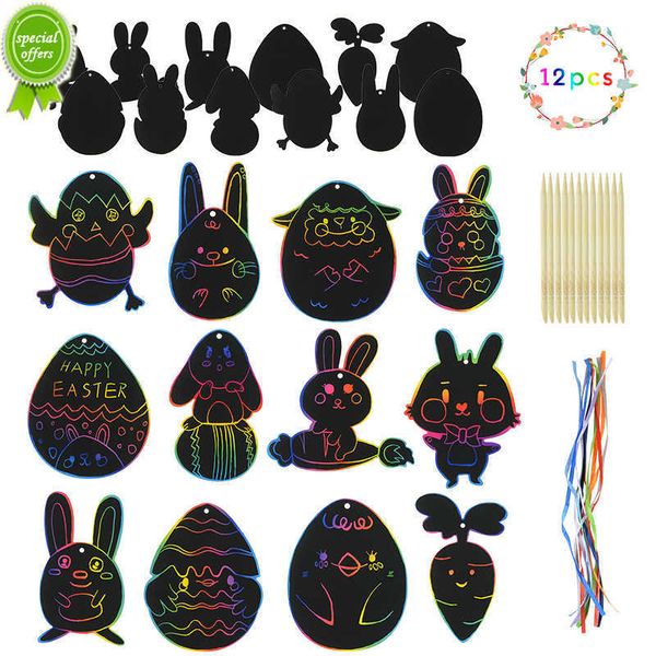 Nuovo 12Pcs Pasqua Magia Scratch Art Pittura fai da te Artigianato Regalo per bambini Uova di Pasqua Coniglietto Pulcino Ornamenti appesi Decorazione per albero domestico