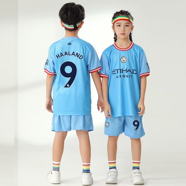 Kleidungssets Set Kinder-Jersey-Sets für Kinder Teenager Uniformgruppen von Hosen Shorts Anzug Trainingsanzug Sommermode Kleidung 230620