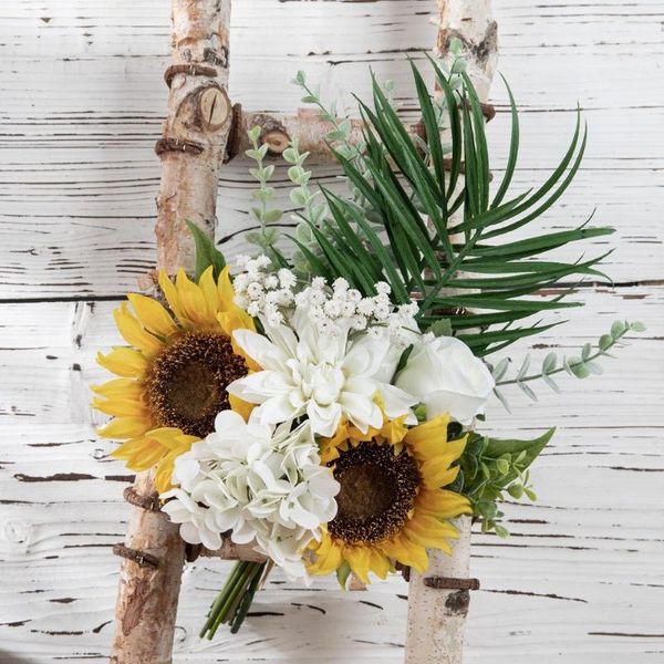 Dekorative Blumen, Sonnenblumen-Dekor, künstliche Rose, Babysbreath-Blumenstrauß, Brautsträuße, gefälschter Herbst, gelb für Hochzeit, Zuhause