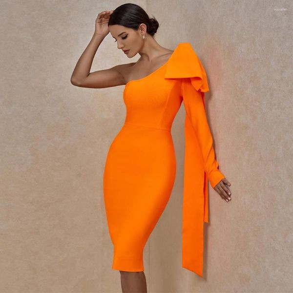 Abiti casual Ocstrade Runway Bownot vestito con una fasciatura a una manica 2023 Women Sexy Shoulder Bodycon Orange Club Party