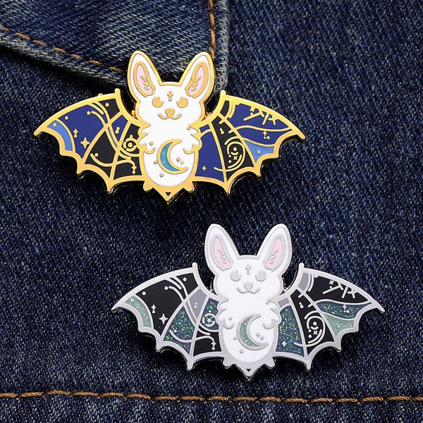 Alfinetes Broches Cartoon Crescent Bat Esmalte Duro Pin Goth Punk Luna Creepy Bats Animal Broche Lapel Distintivo Jóias de Halloween Presentes Para Amigos 230621