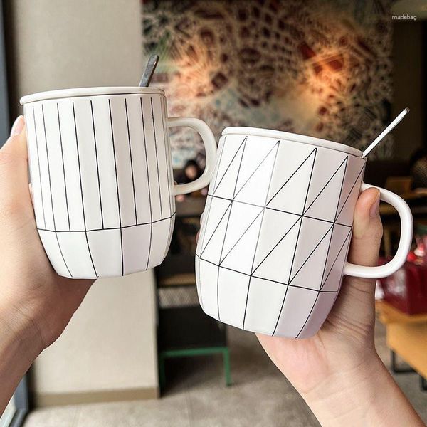 Tassen Tasse Keramik Mit Deckel Löffel Kreative Persönlichkeit Trendy Design Sinn Nische Paar Becher Weibliche Büro Kaffee Männlich