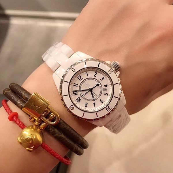 Женские часы 33-миллиметровый Quartz Movement Ceramic Case Case High Qualit Fashion Quartz-Battery Watch