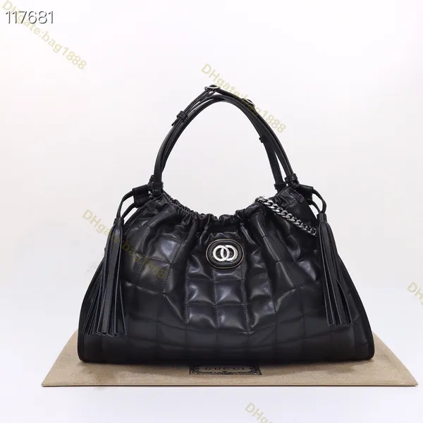 Nova Bolsa Feminina de Luxo Designer de Luxo Moda Moda Cadeia Xadrez Bolsa de Ombro com Borla Versátil na Europa e América Bolsas com Cordão Preto de Grande Capacidade 746210