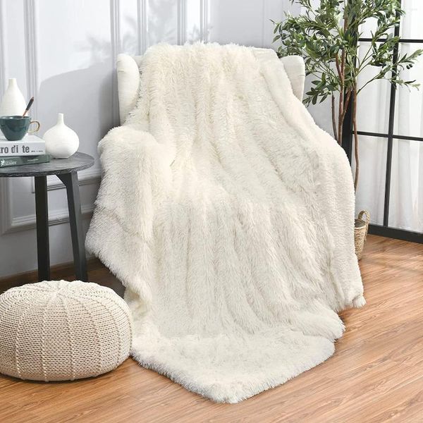 Coperte Plaid invernale Coral Fleece Lenzuolo Trapunte per letto Decorazioni per la casa Coperta di velluto Spessa e calda Copridivano Copriletti