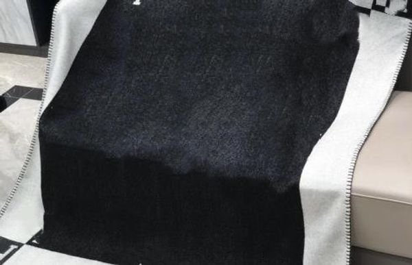 15 stili lettera di lusso cashmere designer coperta morbida sciarpa di lana scialle portatile caldo plaid divano letto in pile tiro a maglia 140 * 170 cm