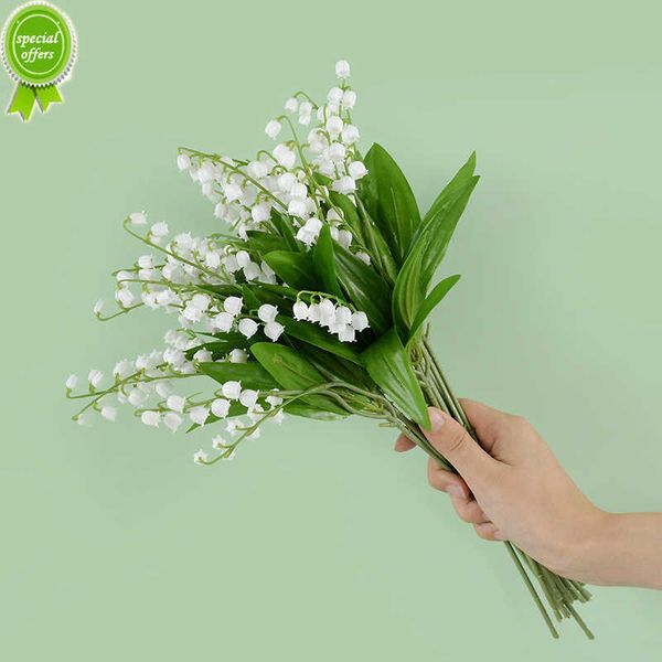 Nuovo 6 pz bianco campanula artificiale giglio valle fiore di orchidea per la decorazione del giardino di casa festa di nozze sposa bouquet pianta finta