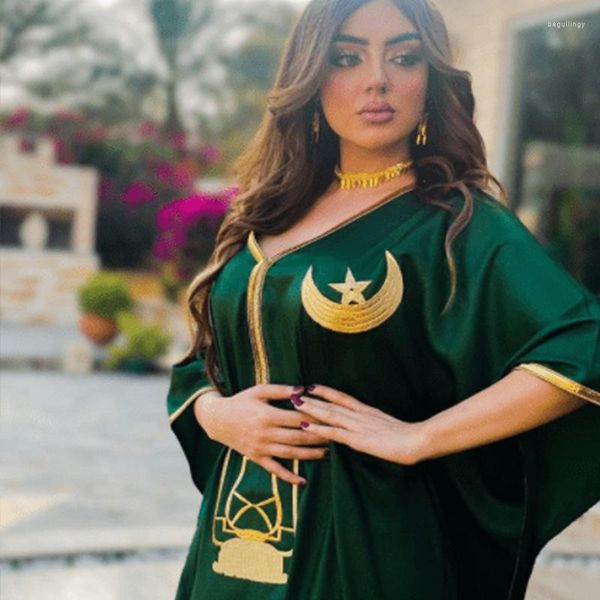 Etnik Giyim Moda Saten Kaftan Yeşil Maxi Elbise V Boyun Abayas Kadınlar için Altın Ay Desen Patchwork Yarasa Sleeve Gamis Müslüman Wanita