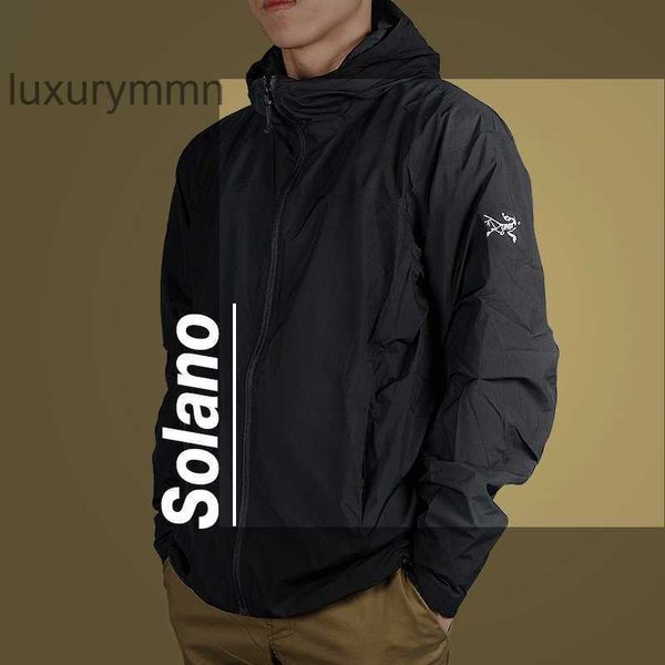 Moda Masculina Casacos Hoodies Designer Arcteryserys Jaqueta com Capuz Solano Jaqueta Masculina Soft Shell 28582 28585 Vento e Água Resi AGQO