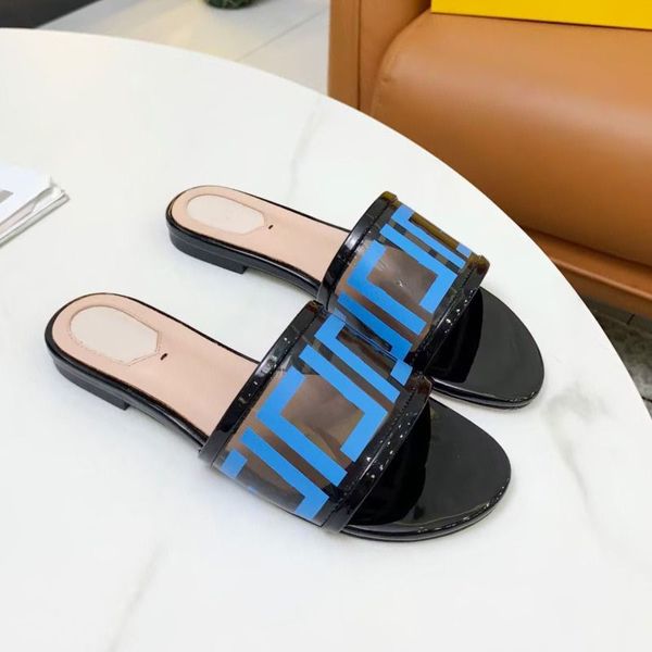 Летние женские красивые сандалии Модельерские прозрачные тапочки на плоской подошве Повседневная удобная открытая пляжная обувь