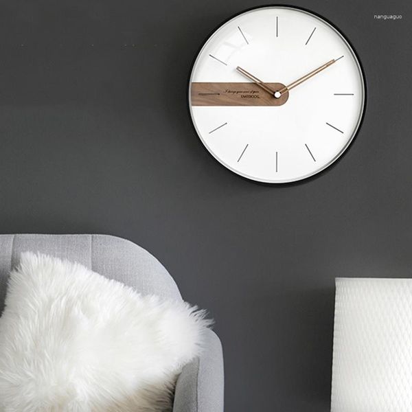 Relógios de parede Relógio de madeira nórdico Grande Arte Luxo Minimalista Adesivo Estético Horloge Murale Saatration Para Design de Casa